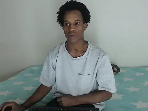 Snapshot of thomas_love11 chatting on 03/01/25, 12:28 thomas love11 online show from 03/01/25, 12:28