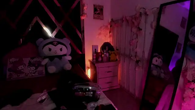 Minami Nakamura online show from 04/18/26, 02:37