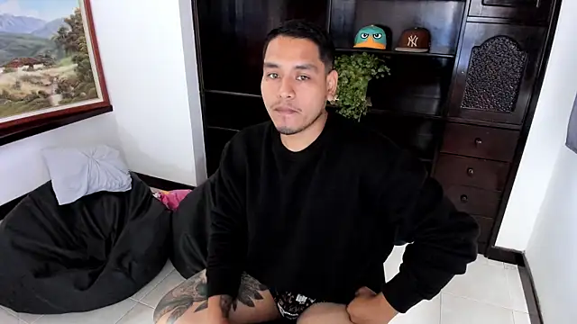 maxflurry  online show from 03/08/25, 01:36