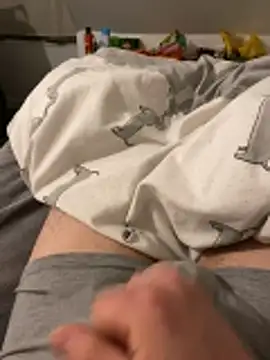 Snapshot of zou_9997 chatting on 03/18/26, 12:47 zou 9997 online show from 03/18/26, 12:47