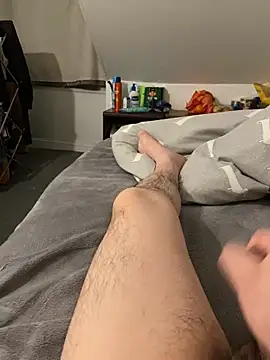 Snapshot of zou_9997 chatting on 03/25/26, 01:11 zou 9997 online show from 03/25/26, 01:11