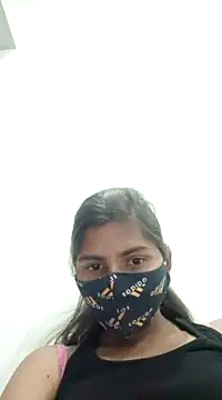 Snapshot of heena-3678 chatting on 03/04/25, 09:18 heena-3678 online show from 03/04/25, 09:18