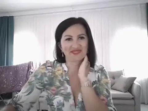 Snapshot of Rosa_Angie chatting on 03/05/25, 06:23 Rosa Angie online show from 03/05/25, 06:23