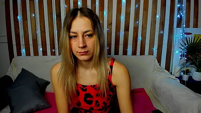 Ellen Ross online show from 03/12/25, 01:14