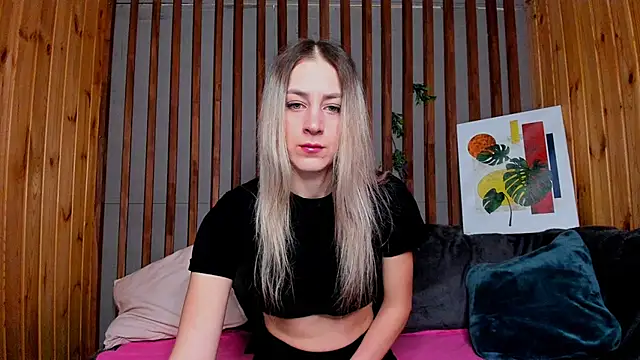 Ellen Ross online show from 03/14/25, 01:05