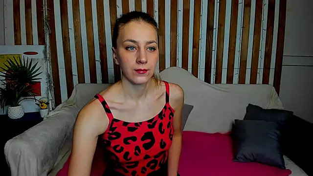 Ellen Ross online show from 03/15/25, 01:08