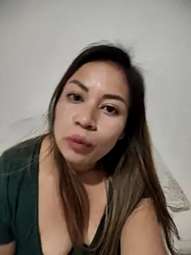 Snapshot of BellaMex89 chatting on 03/14/25, 04:43 BellaMex89 online show from 03/14/25, 04:43