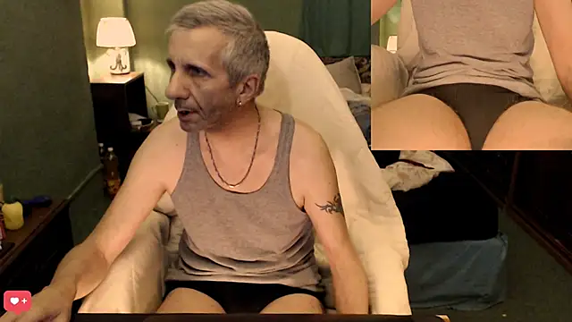 maxdaddy690 online show from 12/13/24, 09:52