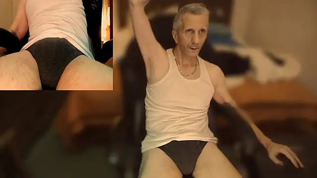 maxdaddy690 online show from 01/03/25, 09:26