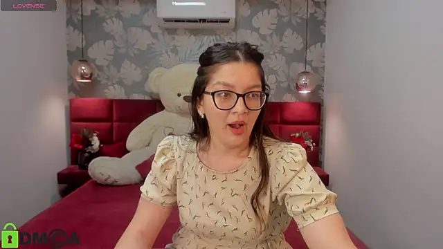 ZarifaRoot online show from 03/04/25, 04:06