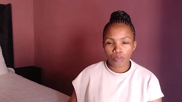 Snapshot of xMiAmor chatting on 03/27/26, 10:04 xMiAmor online show from 03/27/26, 10:04