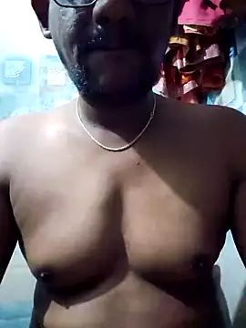 Snapshot of wildfun_ chatting on 11/29/25, 05:10 wildfun online show from 11/29/25, 05:10