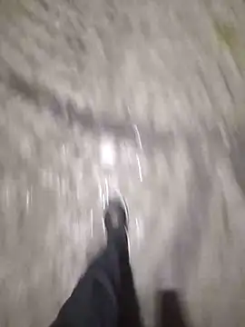 Snapshot of surfacespurt54 chatting on 03/17/25, 11:32 surfacespurt54 online show from 03/17/25, 11:32