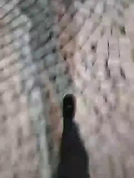 Snapshot of surfacespurt54 chatting on 03/22/25, 07:31 surfacespurt54 online show from 03/22/25, 07:31