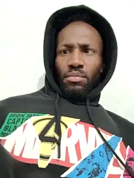 Snapshot of aventuraparatiM_o_r_e chatting on 02/23/25, 06:12 aventuraparatiM o r e online show from 02/23/25, 06:12