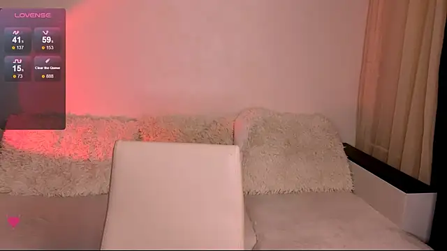 Snapshot of Cherry_Bite chatting on 04/12/26, 01:10 Cherry Bite online show from 04/12/26, 01:10