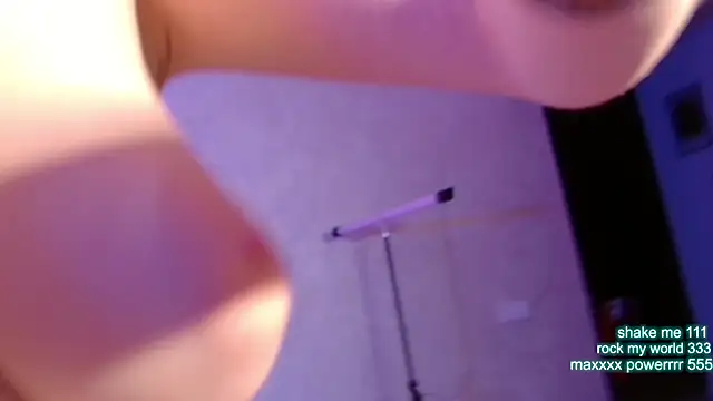 Snapshot of CutiePie69__ chatting on 01/12/26, 08:47 CutiePie69 online show from 01/12/26, 08:47