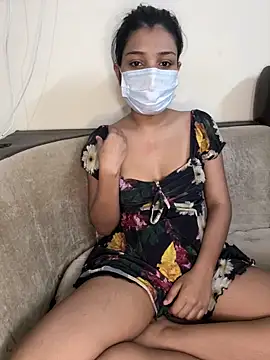 Snapshot of Your_ishani_baby chatting on 10/19/25, 05:46 Your ishani baby online show from 10/19/25, 05:46