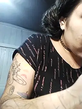 Fellyna online show from 11/21/25, 02:21