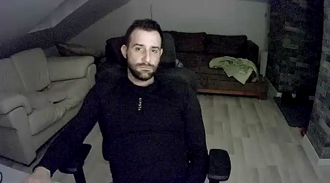 Snapshot of gryzoon chatting on 03/17/25, 09:02 gryzoon online show from 03/17/25, 09:02