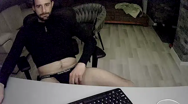 Snapshot of gryzoon chatting on 03/18/25, 03:09 gryzoon online show from 03/18/25, 03:09