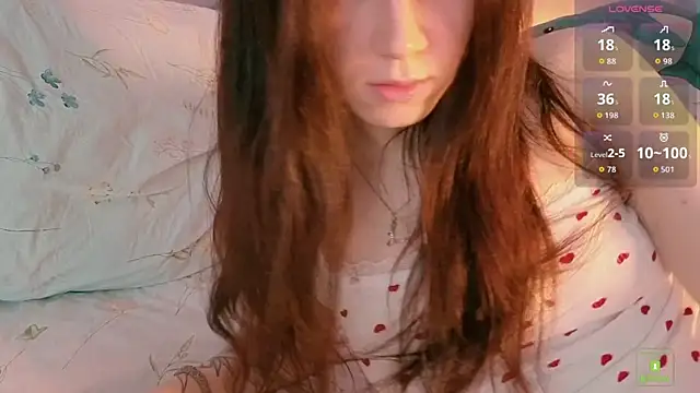 Snapshot of Erytheia chatting on 01/17/26, 07:24 Erytheia online show from 01/17/26, 07:24