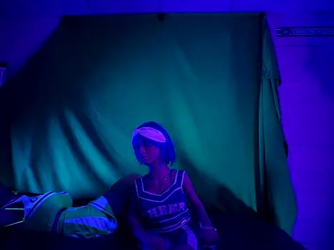 Snapshot of MickDollz chatting on 03/22/25, 09:24 MickDollz online show from 03/22/25, 09:24