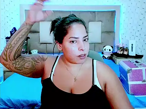 Snapshot of indiantopaz694u chatting on 02/10/26, 04:38 indiantopaz694u online show from 02/10/26, 04:38