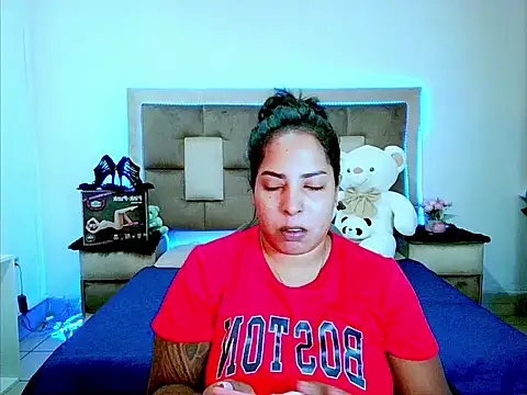 Snapshot of indiantopaz694u chatting on 02/23/26, 04:21 indiantopaz694u online show from 02/23/26, 04:21