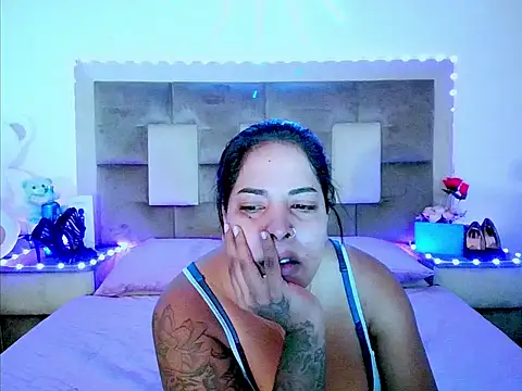 Snapshot of indiantopaz694u chatting on 04/13/26, 04:40 indiantopaz694u online show from 04/13/26, 04:40