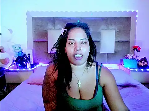 Snapshot of indiantopaz694u chatting on 04/16/26, 04:24 indiantopaz694u online show from 04/16/26, 04:24