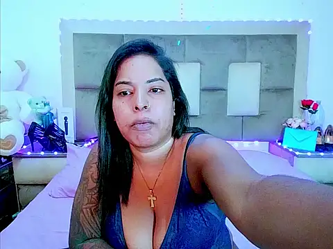 indiantopaz694u online show from 05/04/26, 04:41