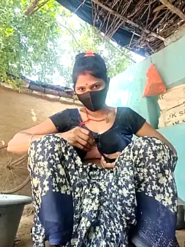 Snapshot of Chhavi_Chadha chatting on 11/03/25, 06:03 Chhavi Chadha online show from 11/03/25, 06:03