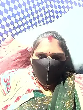 Chhavi Chadha online show from 02/15/26, 03:09