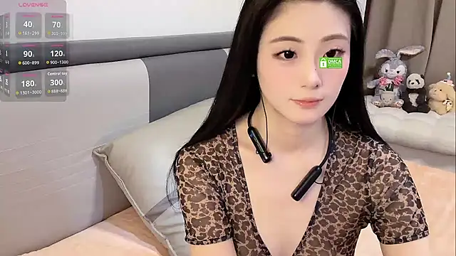 xiaolanlan3344 online show from 01/09/26, 02:53