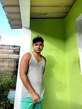 Snapshot of twinks_28 chatting on 09/15/25, 11:32 twinks 28 online show from 09/15/25, 11:32