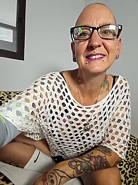 Emma Milf25 online show from 12/20/25, 12:56