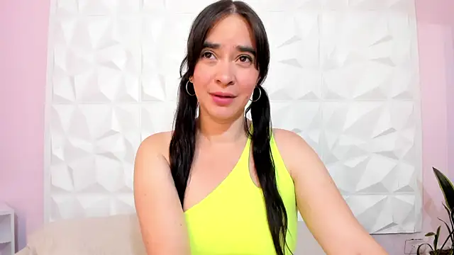 Snapshot of Valeriagomez_ chatting on 03/15/25, 11:40 Valeriagomez  online show from 03/15/25, 11:40