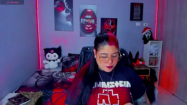 Veronika metal online show from 11/25/25, 06:52