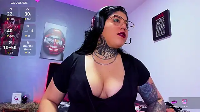 Snapshot of Veronika_metal chatting on 04/06/26, 05:58 Veronika metal online show from 04/06/26, 05:58