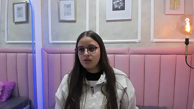 Snapshot of Samy_jons chatting on 11/01/25, 12:18 Samy jons online show from 11/01/25, 12:18