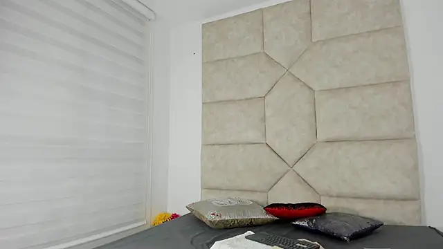 Vaiolett Smith online show from 09/24/25, 10:51