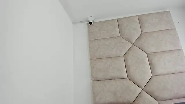 Vaiolett Smith online show from 11/07/25, 02:39