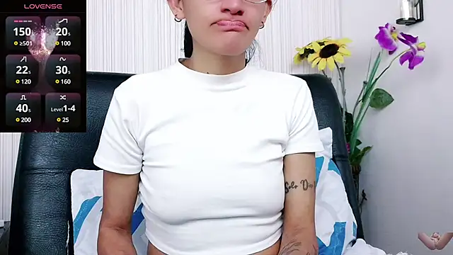 anastaciafire25 online show from 03/14/25, 07:01