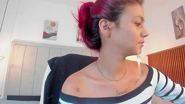 Snapshot of gime_lara chatting on 03/29/26, 12:27 gime lara online show from 03/29/26, 12:27