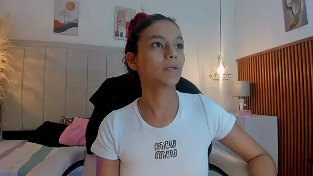 gime lara online show from 04/24/26, 07:05