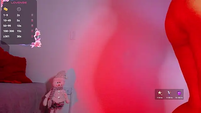 Snapshot of SamanthaLara chatting on 12/22/25, 11:24 SamanthaLara online show from 12/22/25, 11:24
