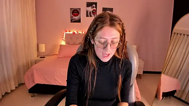 Emily Warren  online show from 05/27/26, 07:44
