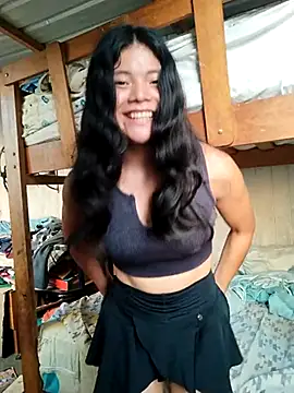 Alessia2004 online show from 02/24/25, 10:58