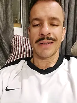 juniortche1313 online show from 12/02/25, 01:55